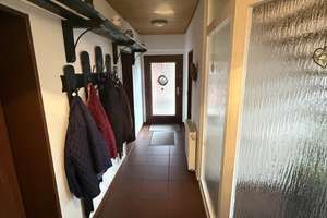Großzügiges Einfamilienhaus mit Einliegerwohnung / Dachterrasse großer Garten – Die vollständige Adresse der Immobilie erhältst du vom Anbieter., 26197 Großenkneten – Vorschaubild 3