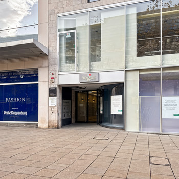 Privater Büroraum für 2 Person in Regus Königstraße