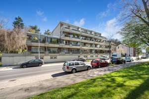 Sofort bezugsfrei: Helle 3-Zimmer-Wohnung mit Balkon, ca. 86 m² Wohnfläche und Duplex-Stellplatz – Die vollständige Adresse der Immobilie erhältst du vom Anbieter., 40629 Ludenberg, Düsseldorf – Vorschaubild 2