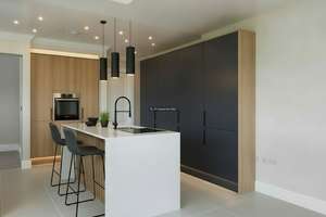 Eigener Strandzugang: Penthouse-Maisonette an der Elbe! – Die vollständige Adresse der Immobilie erhältst du vom Anbieter., 22605 Othmarschen, Hamburg – Vorschaubild 7