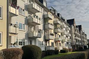 Frei ab 01.01.2027 !  Sonnige 3- Raum Erdgeschosswohnung zentral in D- Benrath - provisionsfrei !