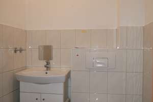Charmantes Reihenendhaus mit Garage und Stellplatz – ideal für Familien! – Die vollständige Adresse der Immobilie erhältst du vom Anbieter., 9247 Röhrsdorf, Chemnitz – Vorschaubild 11
