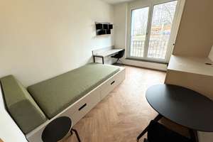 Direkt an der Spree und dem Holzmarkt - möbliert mit EBK! – Krautstraße 29a, 10243 Friedrichshain, Berlin – Vorschaubild 2