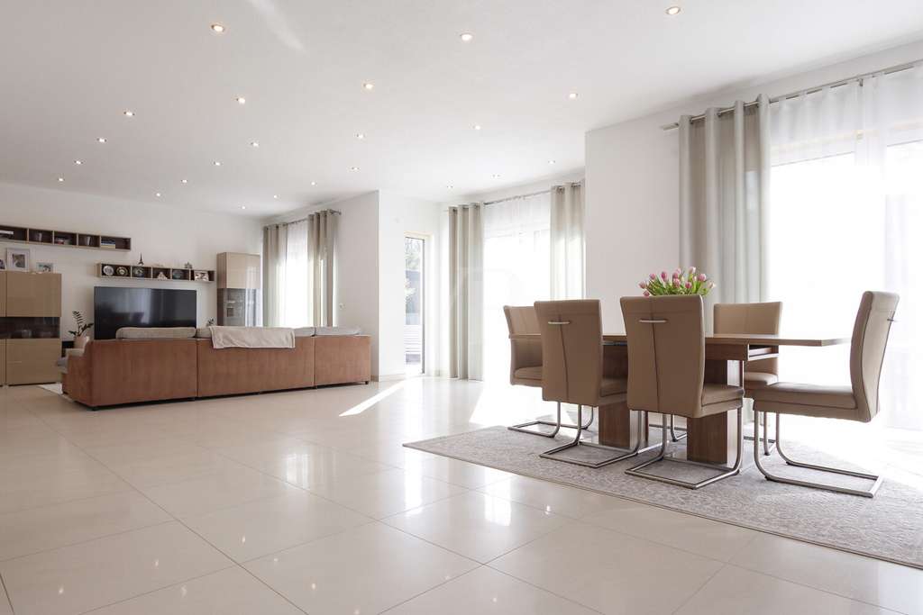 Immobilie in Zaisenhausen - Modernes Einfamilienhaus BJ 2016 | 180 m² Wohnfläche | Großzügiges Familienhaus mit Terrasse - Bild 4