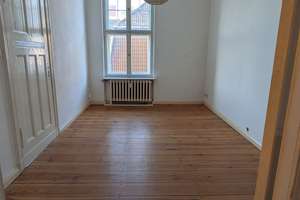charmante 5,5-Zimmer- Altbauwohnung mit Balkon mit tollem Ausblick in Berlin- Westend – Die vollständige Adresse der Immobilie erhältst du vom Anbieter., 14050 Westend, Berlin – Vorschaubild 9
