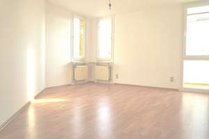 Schicke 3 Zimmer Wohnung in attraktiver Wohngegend in Münchner Norden – Carl-Orff-Bogen 81, 80393 Freimann, München – Vorschaubild 5