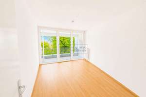 Großzügige 3-Zimmer-Wohnung mit Sonnenbalkon im grünen Drake Park – Die vollständige Adresse der Immobilie erhältst du vom Anbieter., 12205 Lichterfelde, Berlin – Vorschaubild 2