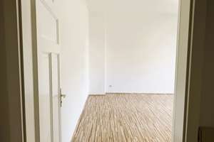 Sofort bezugsfreie 1-Zimmer-Altbauwohnung mit Balkon & Grünblick. Provisionsfrei – Die vollständige Adresse der Immobilie erhältst du vom Anbieter., 12459 Oberschöneweide, Berlin – Vorschaubild 9