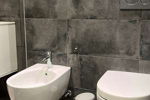 Exklusive & hochwertig sanierte 3-Zimmer-Wohnung / moderne Mädchen-WG in Leverkusen-Quettingen  – Die vollständige Adresse der Immobilie erhältst du vom Anbieter., 51381 Quettingen, Leverkusen – Vorschaubild 4
