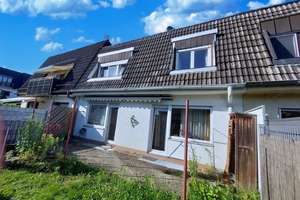 Reihenmittelhaus in ruhiger Wohngegend in Ettlingen! – Die vollständige Adresse der Immobilie erhältst du vom Anbieter., 76275 Ettlingen – Vorschaubild 3