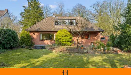 Bild von Attraktives Einfamilienhaus mit Garage und großem Garten