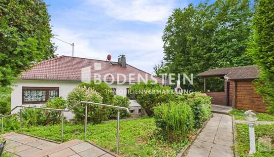 Bild von Zweifamilienhaus mit Panoramablick–Ihr Familienprojekt mit viel Lebensqualität in Wiesbaden-Auringen