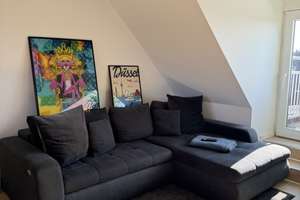 Schöne, lichtdurchflutete und ruhige Dachgeschosswohnung in Unterbilk! – Kirchfeldstraße 20, 40217 Unterbilk, Düsseldorf – Vorschaubild 3