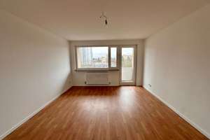 Moderne 3-Zimmer-Wohnung mit Balkon in Nürnberg