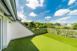 Kriftel: 195 m² Maisonette mit Galerie, großer Terrasse und Weitblick – Die vollständige Adresse der Immobilie erhältst du vom Anbieter., 65830 Kriftel – Vorschaubild 5
