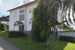 SUPER KAPITALANLAGE - 4-Familienhaus in ruhiger Lage in Nürtingen, Garagen + Stellplätze - 216-24 – Esslingen (Kreis) – Vorschaubild 3