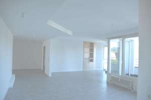 Neu modernisierte Stadtwohnung mit Aussicht – Kaiserpassage 8, 72764 Reutlingen-Mitte, Reutlingen – Vorschaubild 2