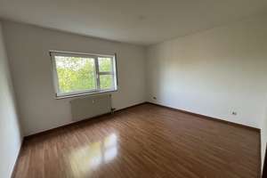 Freundliche und lichtdurchflutete 3 Zimmer-Wohnung mit Balkon in bester Lage zum UKGM, Wingertshe... – Wingertshecke 7, 35392 Gießen-Süd, Gießen – Vorschaubild 3