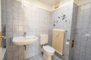 Bezugsfreie 2-Zimmer-Wohnung in Ulm-Böfingen mit Balkon, Stellplatz und durchdachtem Grundriss! – Die vollständige Adresse der Immobilie erhältst du vom Anbieter., 89075 Böfingen, Ulm – Vorschaubild 7