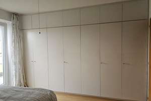 Helle 2,5-Zimmer-Dachgeschosswohnung mit großer Terrasse, Einbauküche und Tiefgaragenstellplatz – Die vollständige Adresse der Immobilie erhältst du vom Anbieter., 91052 Röthelheim, Erlangen – Vorschaubild 7