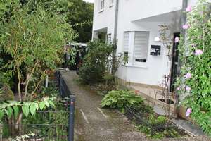 Provisonsfrei! Familienfreundliches  6-Zimmer Reihenmittelhaus in Wiesbaden-Dotzheim am Waldrand – Die vollständige Adresse der Immobilie erhältst du vom Anbieter., 65199 Dotzheim, Wiesbaden – Vorschaubild 3