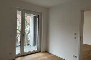 Perfekt geschnittene 4-Zimmer-Wohnung mit Einbauküche, Balkon (Loggia) und Gäste-Bad! – Biedenkopfer Str. 44-54, 13507 Berlin – Vorschaubild 18