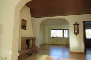 "ANGENEHMES WOHNERLEBNIS" - REIHENMITTELHAUS MIT POTENTIAL IN SACHSENHAUSEN – Sachsenhäusener Landwehrweg 254, 60598 Frankfurt am Main – Vorschaubild 2