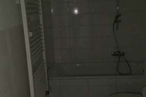 Schöne 3-Zimmerwohnung mit Vinylboden und Wannenbad im Dachgeschoss – Ungelsheimer Str. 4C, 47259 Hüttenheim, Duisburg – Vorschaubild 3