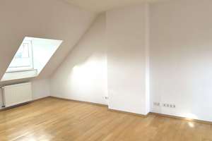 ***Maisonette-Wohnung im Altbau - 3 Zimmer - 76 m² - Einbauküche - 2 Bäder - renoviert*** – Die vollständige Adresse der Immobilie erhältst du vom Anbieter., 41061 Gladbach, Mönchengladbach – Vorschaubild 14