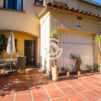 Reihenhaus 3 Schlafzimmer mit Garten und Parkplatz in ruhiger Lage von Palafrugell
