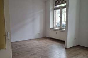 Attraktive 2-Zimmer-Hochparterrewohnung mit Einbauküche & Kellerraum in guter Lage – Die vollständige Adresse der Immobilie erhältst du vom Anbieter., 46047 Borbeck, Oberhausen – Vorschaubild 2