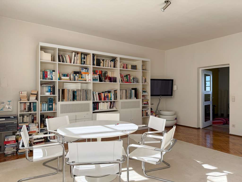 Immobilie in Eggenthal - Landhausvilla in Alleinlage - Einmalige Gelegenheit in idyllischer, traumhafter Naturkulisse - Bild 4