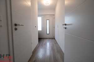 Exklusiver Neubau. 6 Zimmer, 2 Bäder, 3 Balkone, exklusive Küche und viel Platz für die Familie! – Bremen – Vorschaubild 5