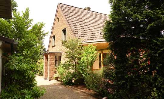 Seltene Gelegenheit - Landhaus auf großem Grundstück in Alleinlage