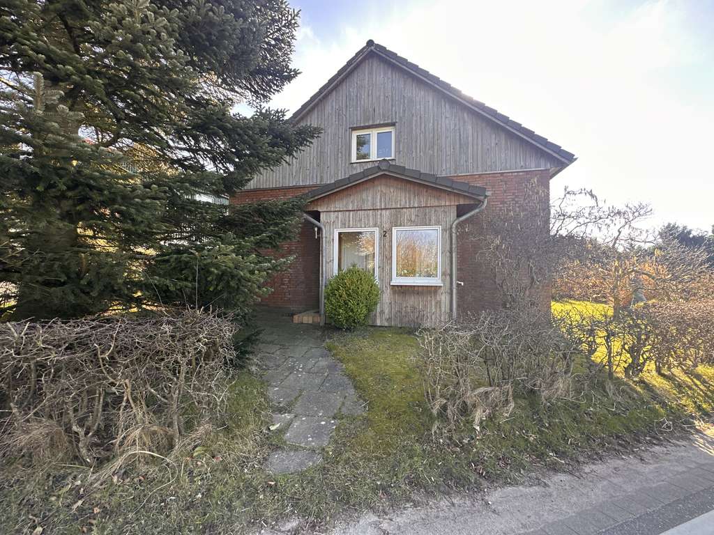 Immobilie in Sörup - Sörup - Iverslund - Wohnen im Grünen - saniertes Einfamilienhaus - Bild 1