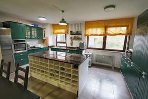 Renovierte Hochparterre-Wohnung mit offenem Wohnkonzept und Klimakomfort – Die vollständige Adresse der Immobilie erhältst du vom Anbieter., 76185 Weststadt, Karlsruhe – Vorschaubild 2