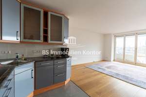 Wohnen am Wasser! Eigentumswohnung im 2. OG mit Balkon, TG-Stellplatz und Bootsanlegeplatz! – Die vollständige Adresse der Immobilie erhältst du vom Anbieter., 26721 Stadtzentrum, Emden – Vorschaubild 14