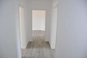 Mitten drin…! TIP-TOP 3,5 Raum Etagenwohnung mit ca. 83 m² in Essen-Bochold wartet auf Sie! – Altendorferstr. 582, 45355 Bochold, Essen – Vorschaubild 4