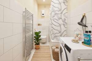 Vielseitiges Wohnerlebnis – 2-Zimmer-Wohnung plus 19 m² Extra-Raum im Dachgeschoss – Die vollständige Adresse der Immobilie erhältst du vom Anbieter., 42389 Langerfeld-Beyenburg, Wuppertal – Vorschaubild 4