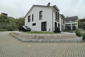 Neuwertige Doppelhaushälfte mit Terrasse, & Photovoltaik in schöner Lage von Rheinfelden-Karsau – Die vollständige Adresse der Immobilie erhältst du vom Anbieter., 79618 Rheinfelden (Baden) – Vorschaubild 29