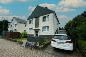Großzügige 3-Zimmer-Wohnung mit offener Küche, Balkon & Garten in Leverkusen-Rheindorf Süd