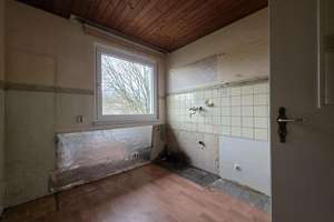 *Leerstehende 3-Zimmer-Wohnung mit Balkon* – sofort verfügbar & provisionsfrei! – 45136 Bergerhausen, Essen – Vorschaubild 4