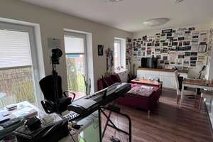 Sonnige Single-Wohnung in Hamburg-Neugraben/Fischbek mit Balkon, EBK, Keller und Stellplatz