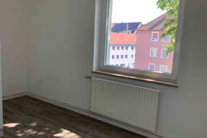 Attraktive, renovierte 3-Zimmer-Wohnung (ca. 61,5 m²) mit Einbauküche und Balkon – Kornstr. 8, 30167 Nordstadt, Hannover – Vorschaubild 6