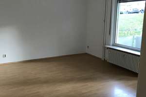 Schöne 3-Zimmer-Wohnung  in Friedrichsdorf-Seulberg | Balkon + Aufzug | EG-HP | 0.4 – 61381 Friedrichsdorf – Vorschaubild 10