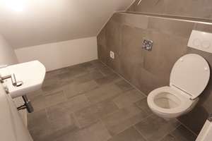 Wunderschöne 2-Zimmer Dachgeschoss-Wohnung in Perkam – Bahnhofstraße 14, 94368 Perkam – Vorschaubild 6