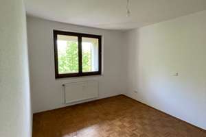 Charmante 2‑Zimmer‑Wohnung mit Loggia und Durchgangszimmer in zentraler Lage