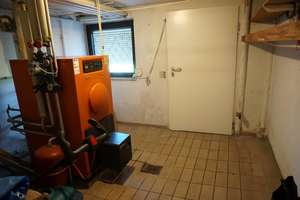 Doppelhaushälfte mit schönem Garten in begehrter Wohnlage von Freudenstadt. – Die vollständige Adresse der Immobilie erhältst du vom Anbieter., 72250 Freudenstadt – Vorschaubild 22