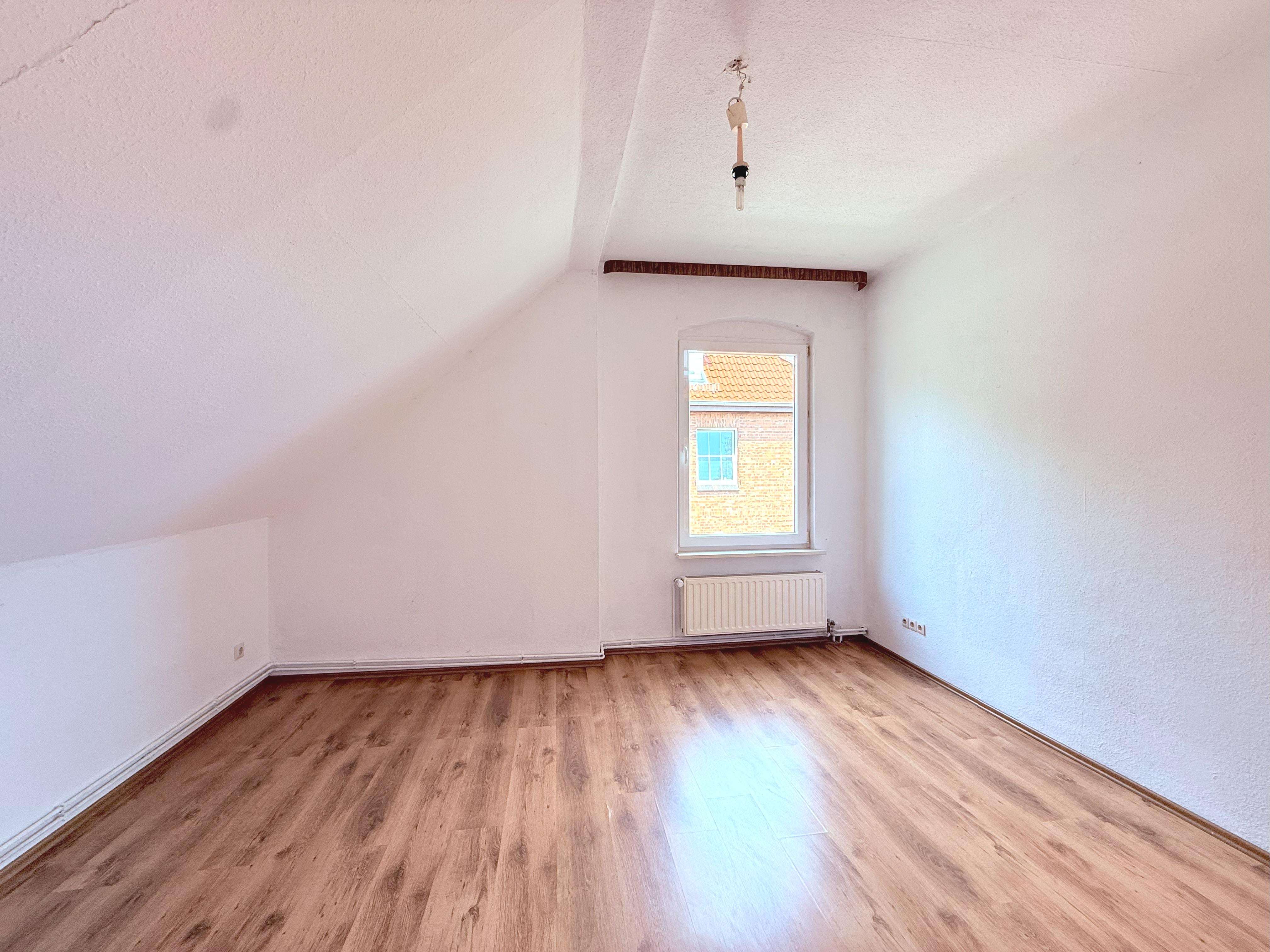 Immobilie in Südheide - Ihr Invest - WOHNEN, VERMIETEN, BAUEN auf 1633 m² in Unterlüß - Bild 0