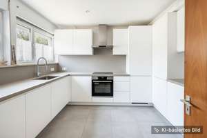 Charmanter Bungalow mit Split-Level-Architektur und großem Entwicklungspotenzial in Gräfelfing – Die vollständige Adresse der Immobilie erhältst du vom Anbieter., 82166 Gräfelfing – Vorschaubild 6